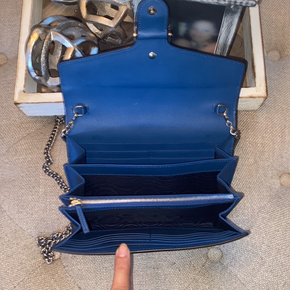 Gucci Blue Blooms GG Supreme Canvas Dionysus Wallet On Chain - Picture 10 of 13